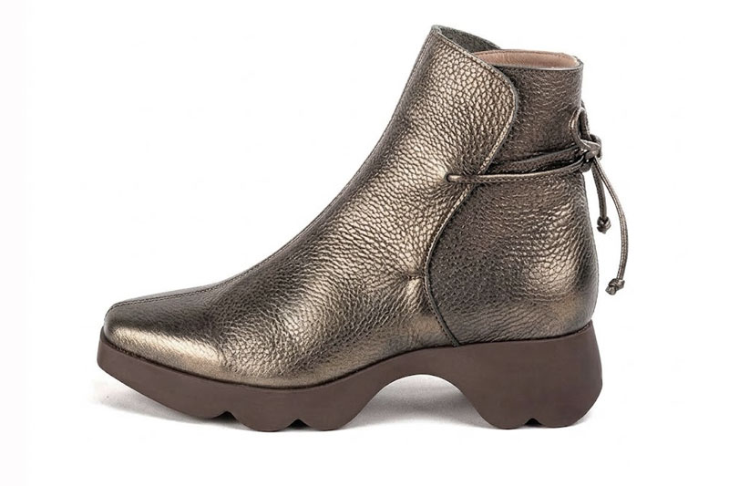 Feminine back lace-up ankle boots featuring romantic corset-style ties, designed for a striking silhouette from day to evening, in antique gold leather with round toe and chunky rubber lug sole - Florence KOOIJMAN